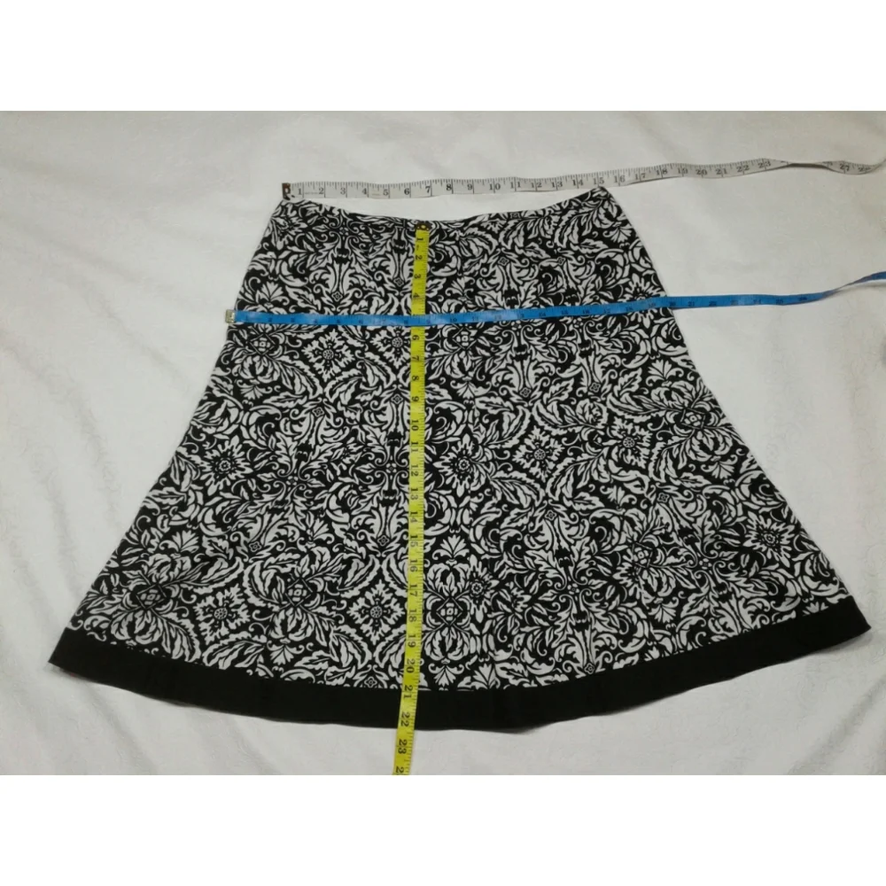 Ann Taylor skirt floral petite size 10P